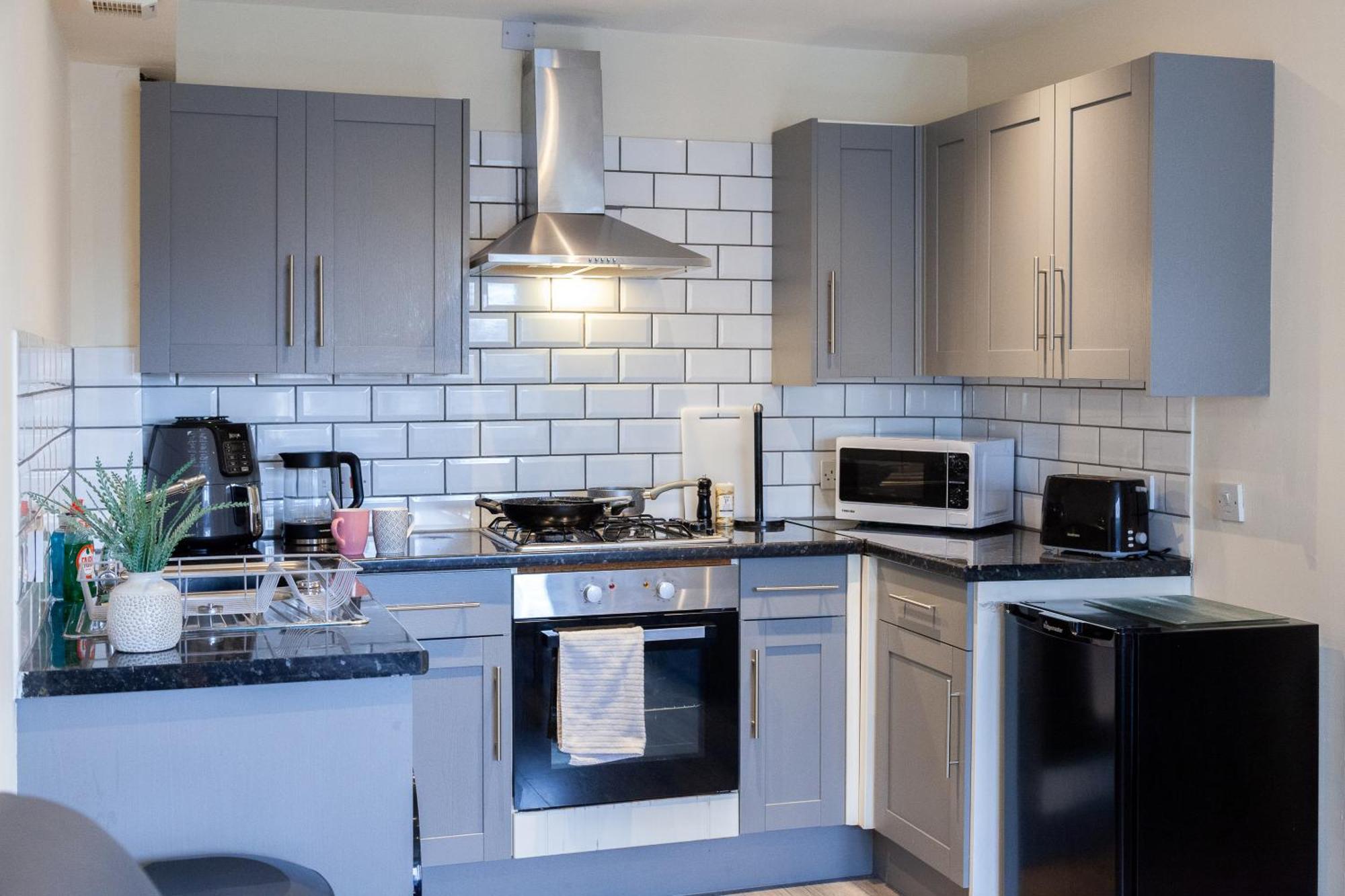 Pinfold Court Apartments Knowsley Exterior photo